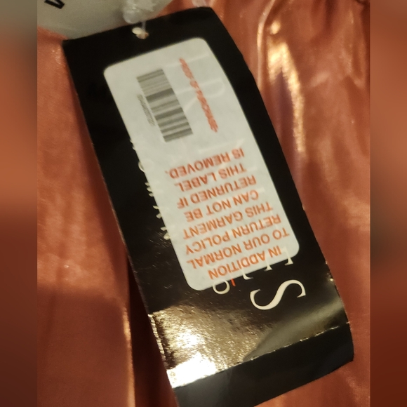 J.R.Nights Special Occasion Skirt, size 16w - Picture 5 of 5